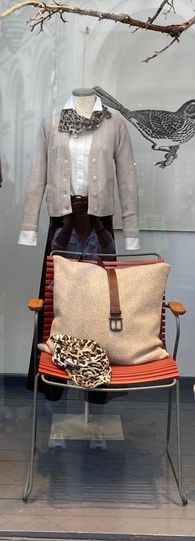 c73e542e-fca8-4d1a-b6b6-3e38e5427477